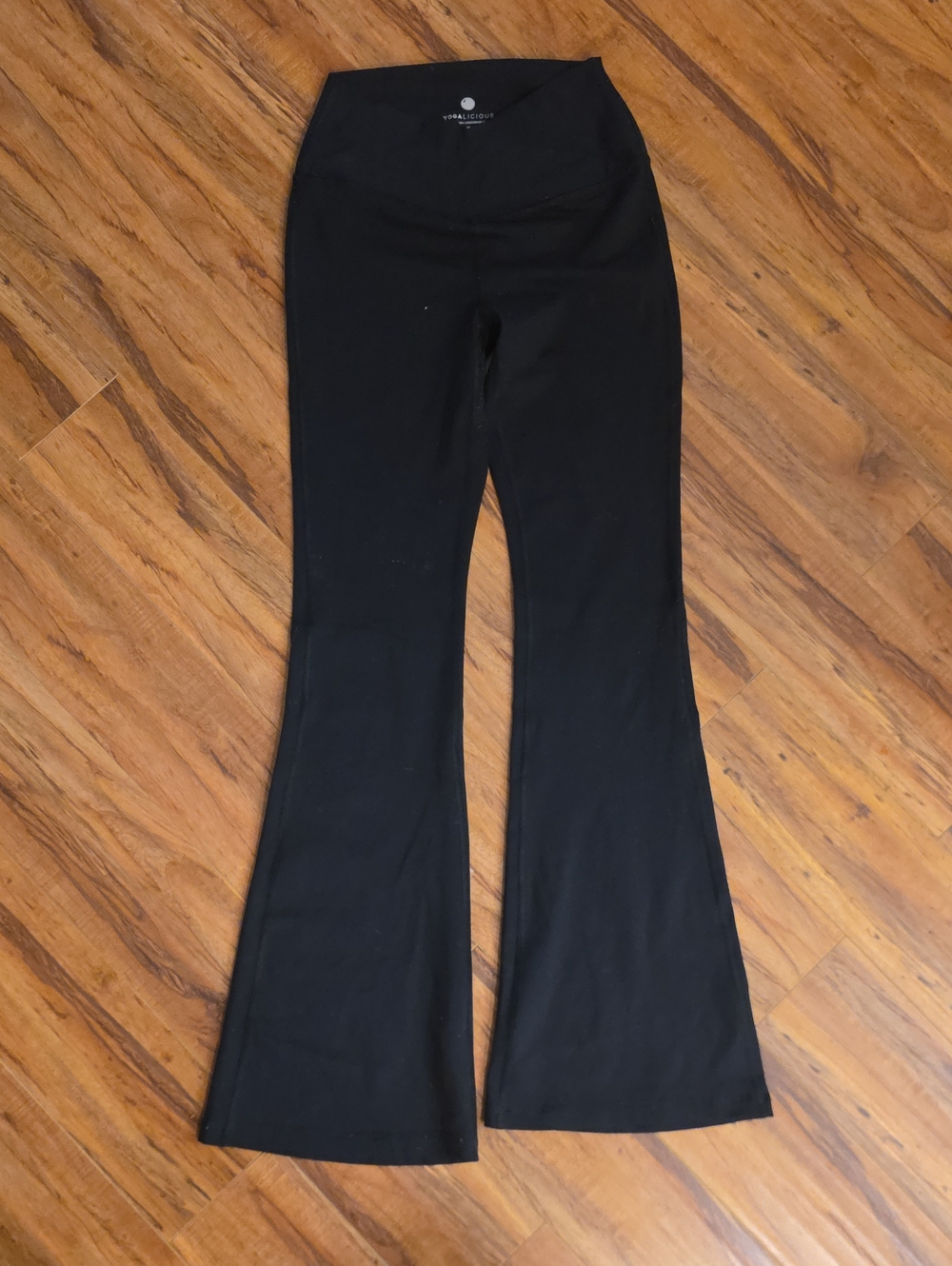 yoga licious black flare legging medium